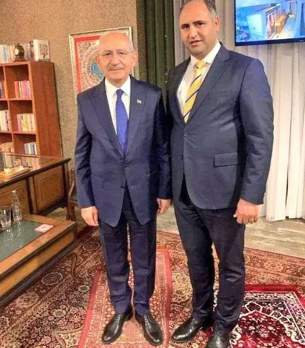 Temel Karamollaoğlu'ndan akıllara ziyan savunma! Seccade skandalını bakın nasıl örtmeye çalıştı? - 2