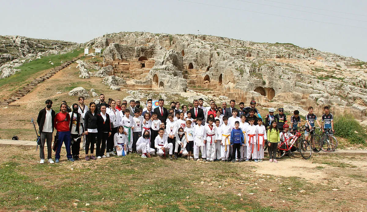 Perre Antik Kenti'nde tarih ve spor buluştu