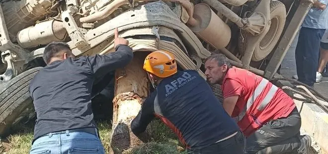 Isparta’da otomobil ağaca çarptı: 2 kişi yaralandı