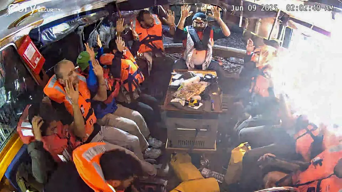 İnsani girişime İsrail korsanlığı! Aktivistler sınır dışı edilecek