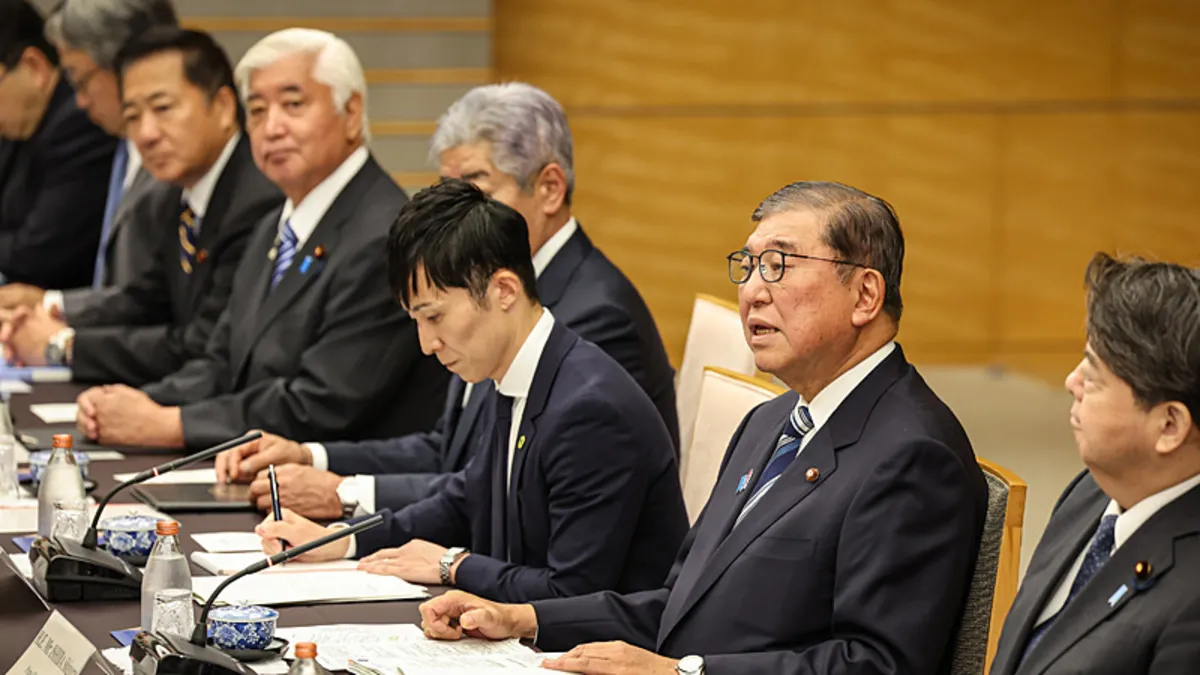 Japonya Başbakanı Şigeru'dan istifa kararı