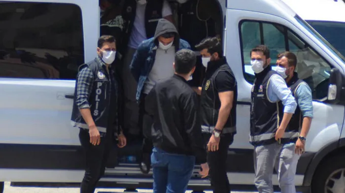 Muğla’da ormana götürdükleri genci dövüp görüntüleri paylaşan 'Tutkunlar Çetesi'ne büyük şok - 1