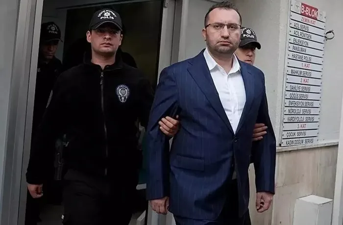 Tutuklanan CHP’li 5 belediye başkanı görevden alındı! Seçim tarihi belli oldu