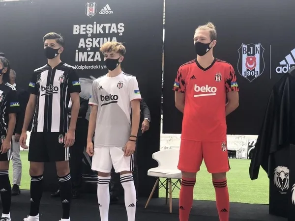 Son dakika: İşte Beşiktaş'ın yeni sezon formaları - 1