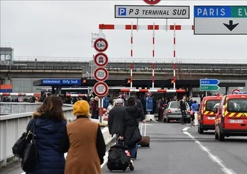 SON DAKİKA | Fransa'da bomba alarmı! 6 havalimanı tahliye edildi