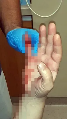 Canını hiçe saydı, iş yerine sığınan kadını ölümden kurtardı - 3
