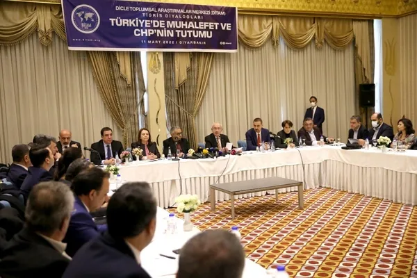 1647007663659.jpg Sözde araştırma merkezi DİTAM başkanından skandal 'sınır ötesi operasyon' açıklaması! CHP lideri Kemal Kılıçdaroğlu bu sözlere sessiz kaldı - 4