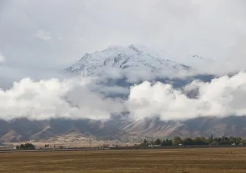 Hakkari- Cilo-Sat Dağları zirvesi beyaza büründü