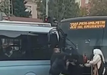 İETT'de önce arıza sonra kavga! Vatandaşlar zor ayırdı