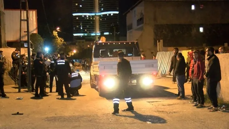 Ataşehir’de eş zamanlı operasyon! Kaçak yollarla gelen yabancıları polis tek tek topladı