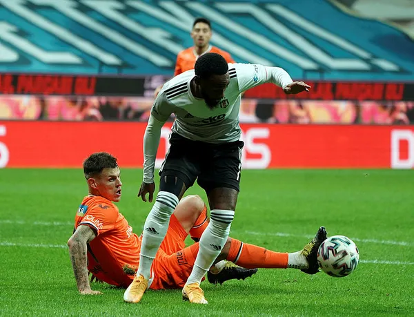 Süper Lig 9. hafta karşılaşması | Beşiktaş 3-2 Başakşehir maç sonucu