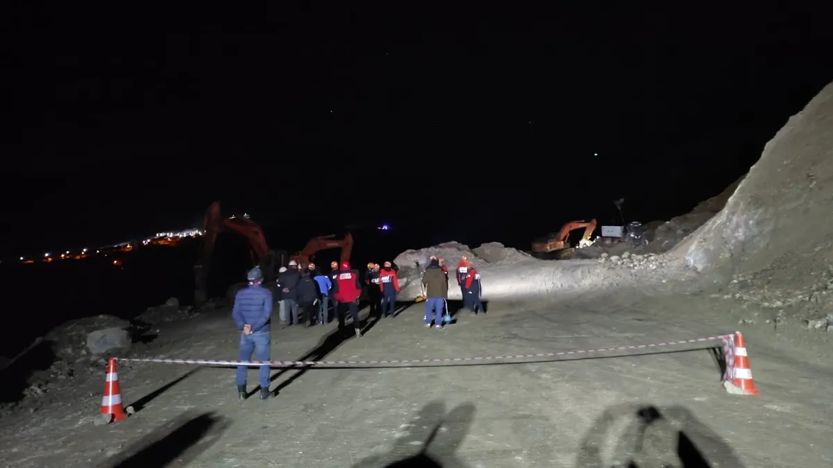 Sivas'ta maden ocağında göçük! Şantiye müdürü enkaz altında