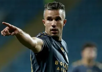 Robin van Persie: Fenerbahçe'ye yardımcı olmak istiyor