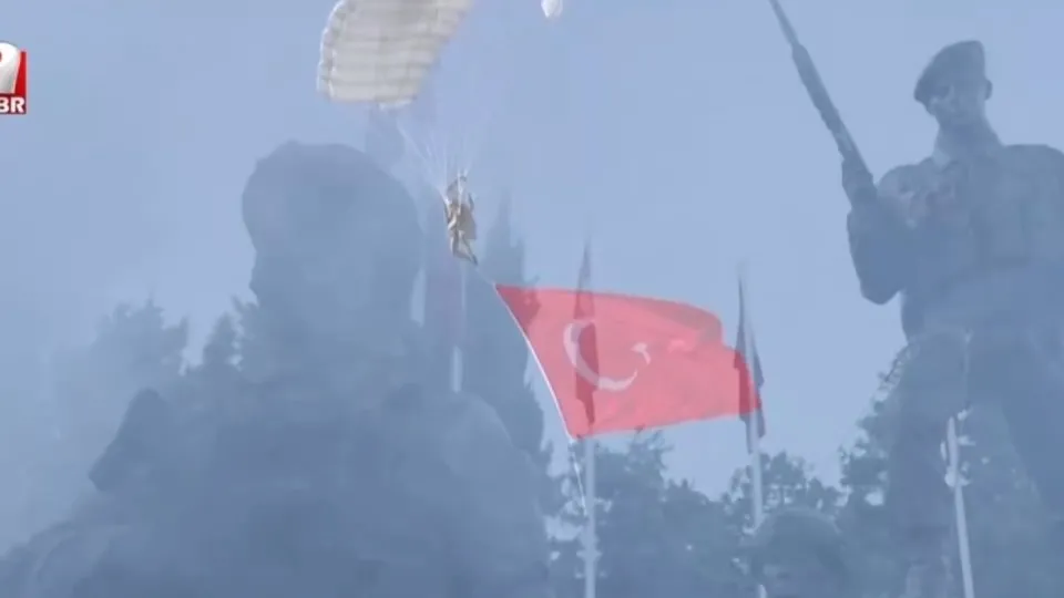 Vatanda uğruna can veren kahramanlar! Yeni parola: Ara-bul-yok et