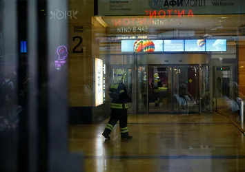 Rusya'da bomba alarmı: 21 bin kişi tahliye edildi