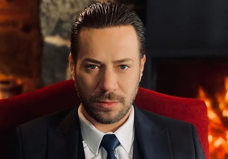 Sıla Türkoğlu’nun rol arkadaşı usta oyuncunun oğluymuş! Kızılcık Şerbeti’nin Giray’ı Kaan Taşaner annesiyle aynı dizide...