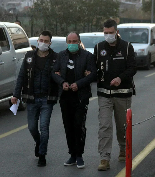 Adana merkezli 3 ilde 1 milyon liralık vurgun yapan şebekeye operasyon: 25 gözaltı kararı