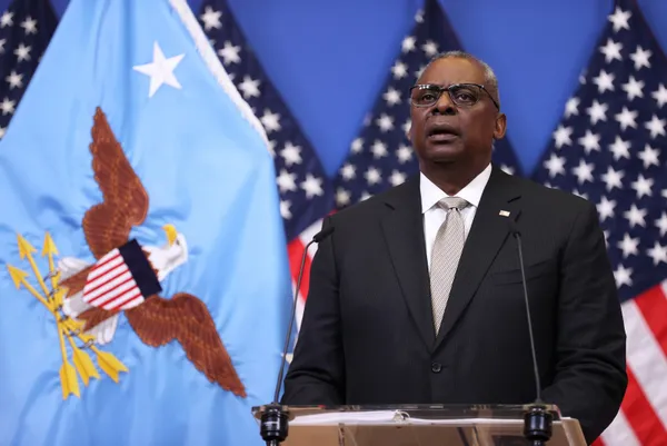 ABD ve İngiltere arasında yakın temas! Perde arkasında ne var?