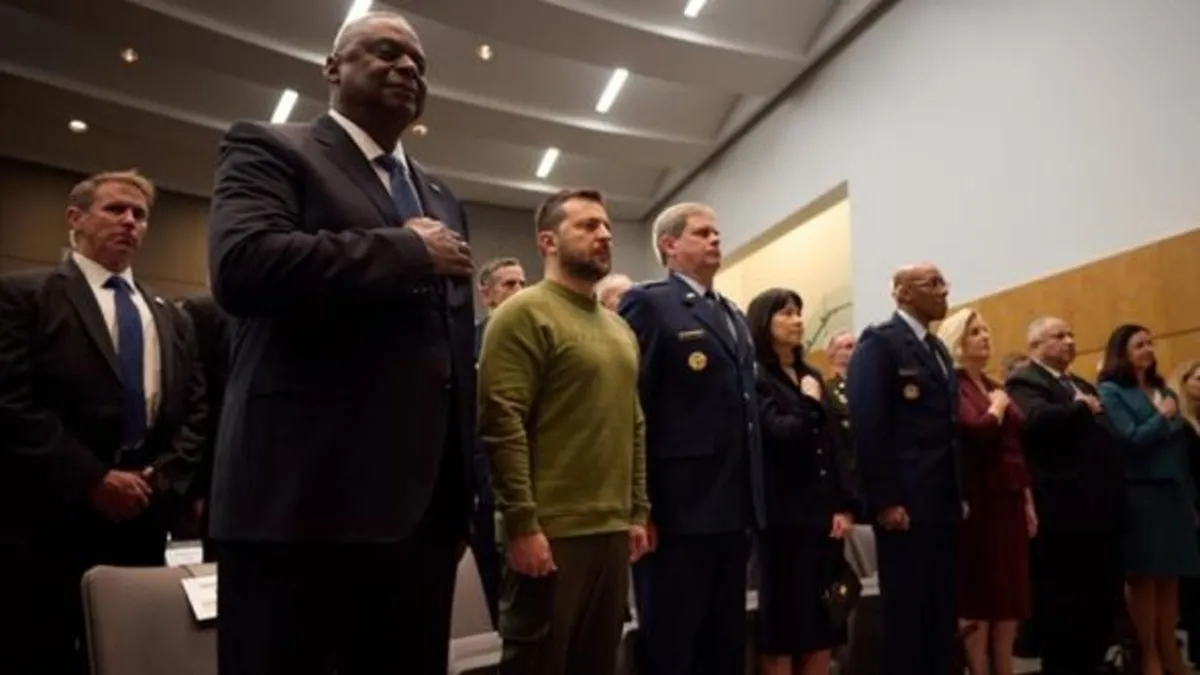 ABD Savunma Bakanı Austin, Ukrayna Devlet Başkanı Zelenskiy ile görüştü