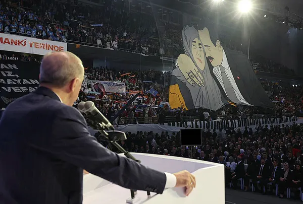 Başkan Erdoğan’dan AK Parti 4. Olağanüstü Büyük Kongresi’nde emekli memurlara müjde! Tarih verdi...