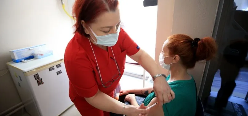 Son dakika: Aşılamada yeni eşik aşıldı! Birinci ve ikinci doz aşı miktarı 32 milyonu aştı
