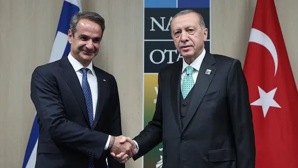 1693206238978.jpeg Türkiye ile Yunanistan arasında yeni sayfa! Atina resmen adını koydu: Selanik öncesi son durak - 3