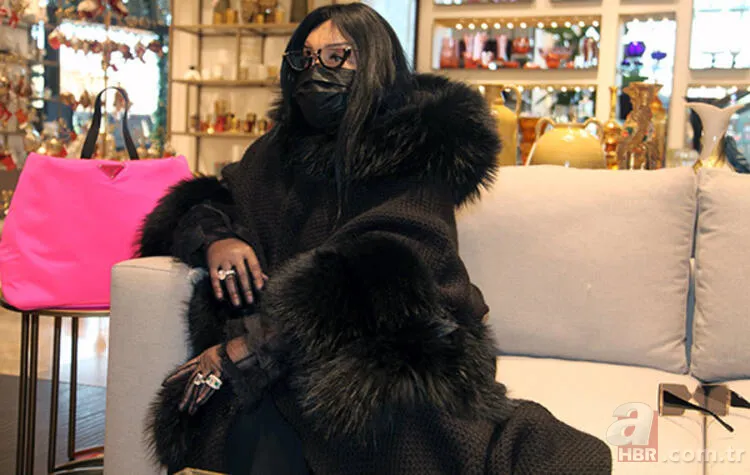 Bülent Ersoy altı saatte 100 bin TL harcadı! Alışverişi taksiye sığmadı 2