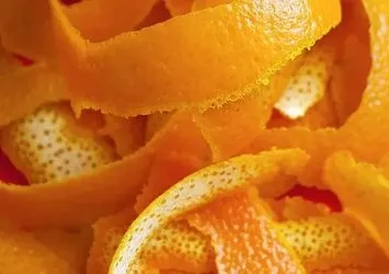 Portakal Kabuklarını Çöpe Atmadan Bir Daha Düşünün! Günümüzün En Popüler Hastalığına İyi Geldiği Anlaşıldı