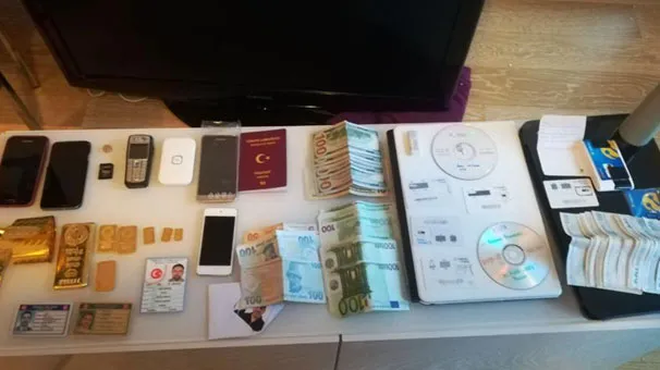 FETÖ'ye ağır darbe! Rezidans dairede külçe altınlarla yakalandı - 1