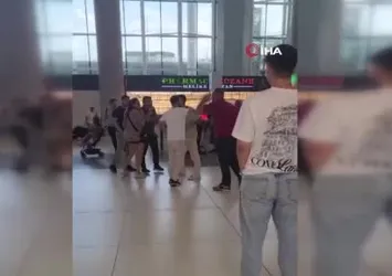 Eski koca, havalimanını birbirine kattı