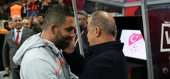 Arda Turan’ın Galatasaray’a ‘geri dönüş’ haberleri taraftarları ikiye böldü