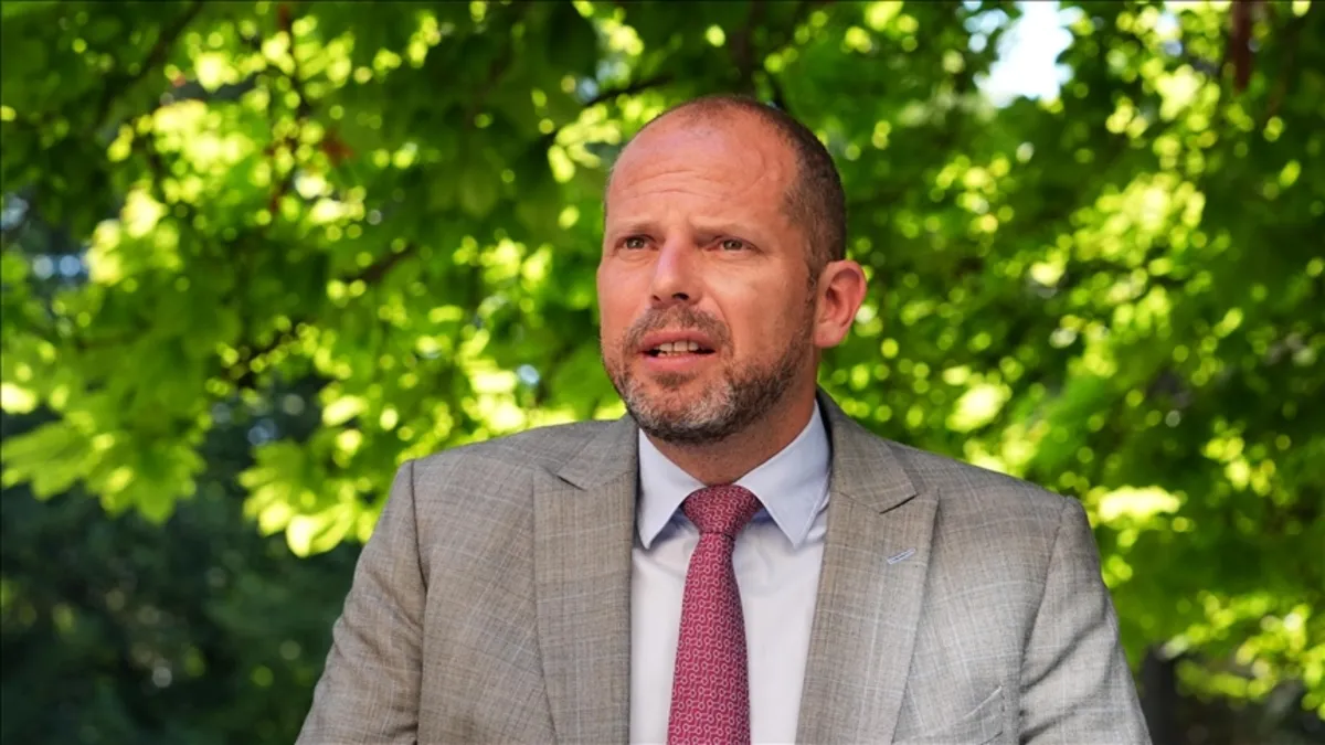 Belçika'da askeri üs üzerinde tanımlamayan dronlar! Savunma Bakanı açıkladı