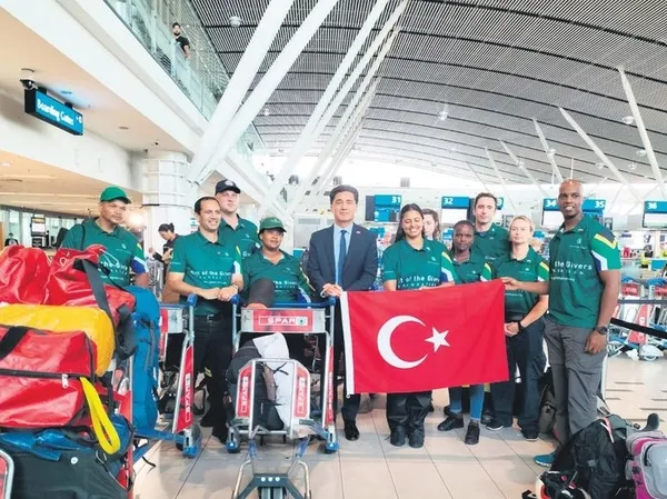 turk-halkinin-dayanismasi-dunyaya-ornek-yabanci-arama-kurtarma-ekipleri-hayran-kaldi-1676701660406.jpeg Türk halkının dayanışması dünyaya örnek! Yabancı arama kurtarma ekipleri hayran kaldı - 2