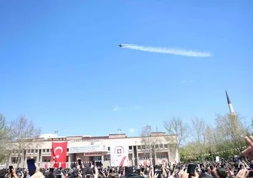 Elazığ'da SOLOTÜRK gösterisi nefes kesti