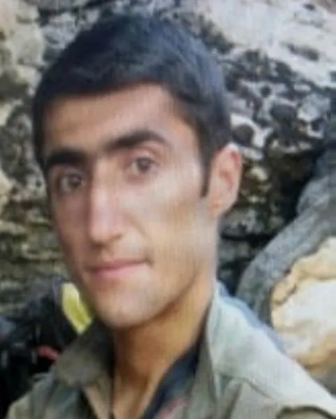 PKK'lı terörist Abdulsittar Özer mağarada 3 örgüt üyesini infaz etmiş - 1