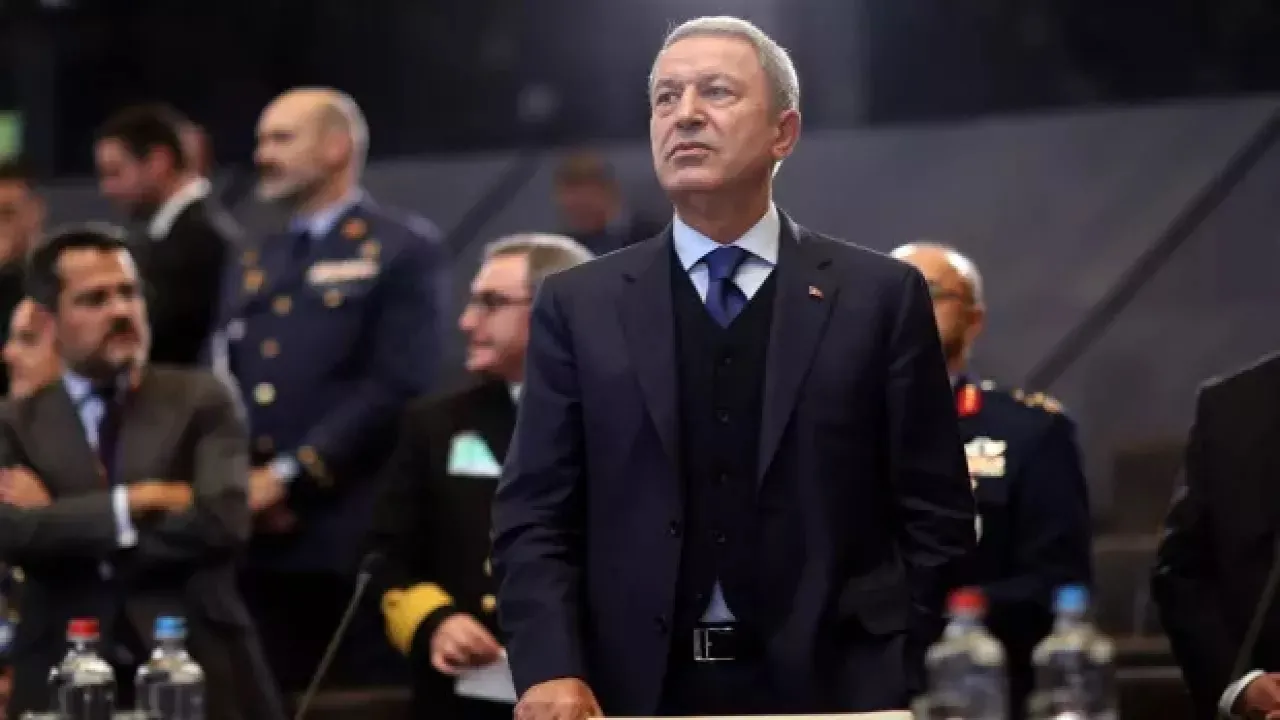Milli Savunma Bakanı Hulusi Akar'dan Almanya'ya kritik ziyaret! Ukrayna konulu toplantıya katılacak