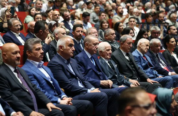 Kılıçdaroğlu’nun kırsal bölgedeki vatandaşları küçümsemesine Başkan Erdoğan’dan yanıt: Siyaseten bitmişliğin daniskası