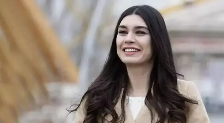 Burcu Kıratlı’dan Sinan Akçıl’a tokat gibi yanıt! Eski eşine ’Aşırı kıskanç’ demişti...