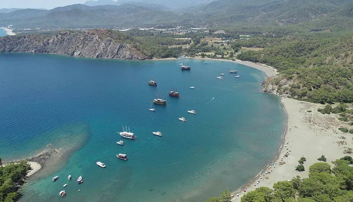 Turizmde yüzler gülüyor! Bakan Ersoy'dan flaş açıklama: Yıl sonu hedef 60 milyar dolar - 5