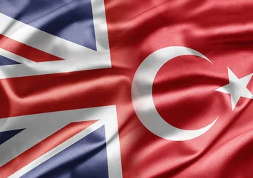 İngiltere’den Türkiye’ye övgü