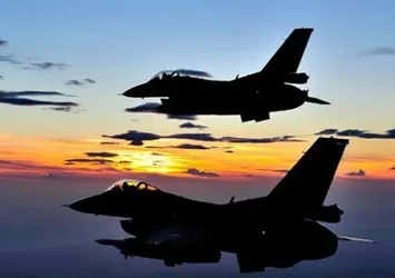 Çukurca'da PKK hedefleri yerle bir edildi