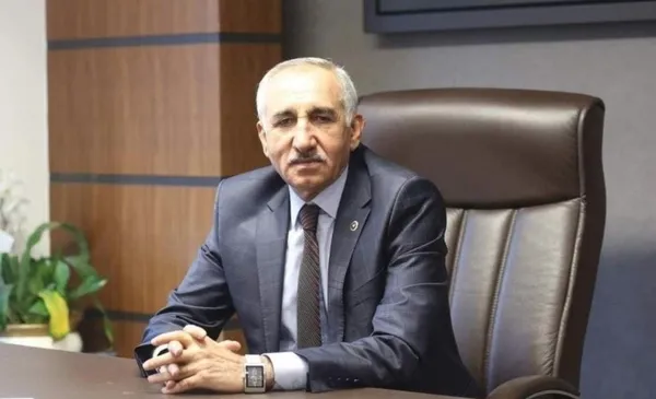 baskan-erdogandan-depremde-vefat-eden-ak-parti-milletvekili-yakup-tasin-ailesine-bassagligi-1675793496612.jpg Başkan Erdoğan deprem bölgesine gidiyor! Enkaz altında vefat eden AK Parti Milletvekili Yakup Taş'ın ailesine başsağlığı verip açıkladı - 1