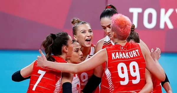İtalya Türkiye voleybol maçı | Filenin Sultanları İtalya karşısında 3-1 mağlup oldu - 2