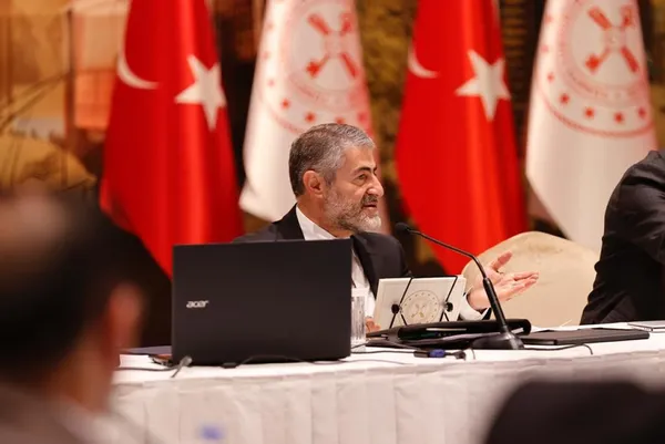 Son dakika: Enflasyona karşı seferberlik! Hazine ve Maliye Bakanı Nureddin Nebati'den 30 sektör temsilcisiyle zirve - 2