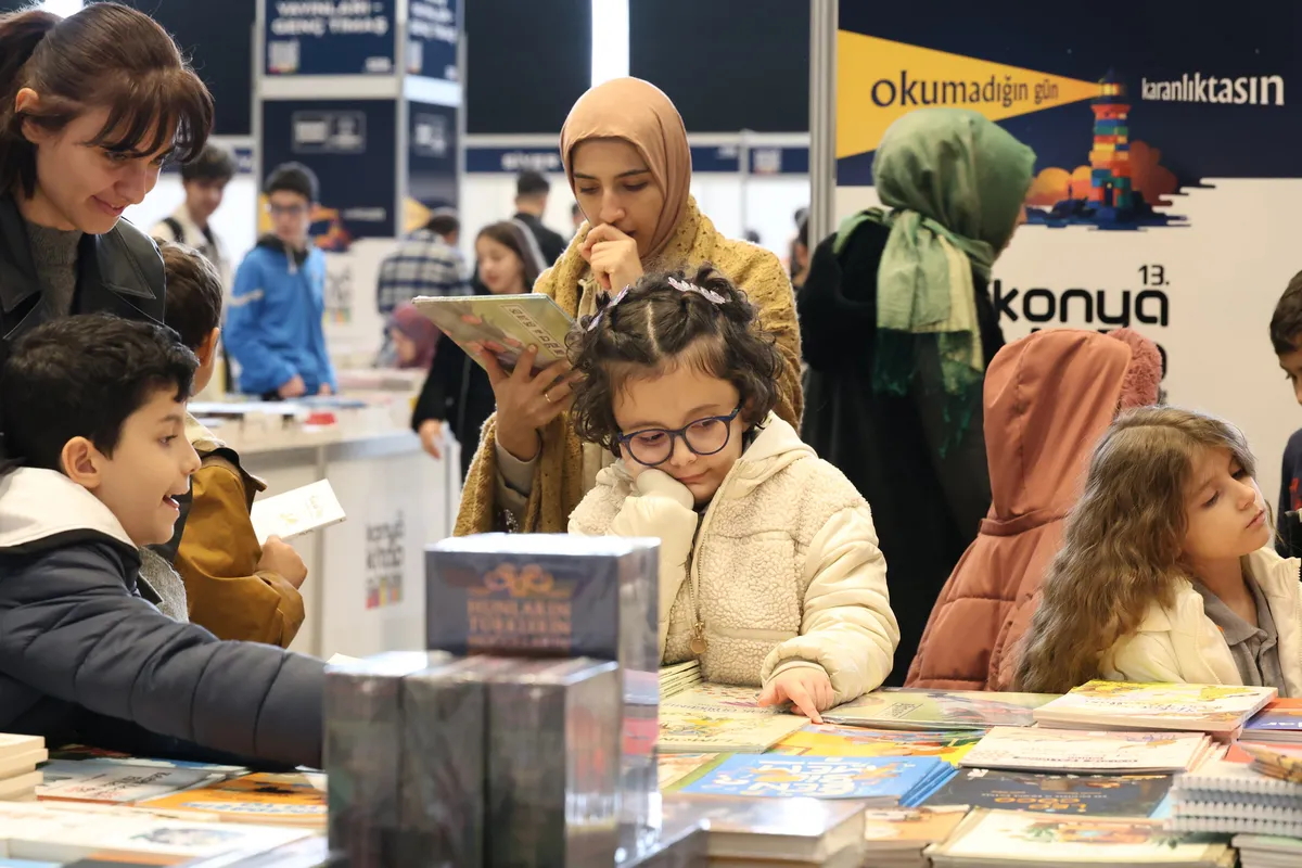 Konya Kitap Günleri başladı! 147 yazar ve 116 yayınevi okurlarla buluşuyor - 3