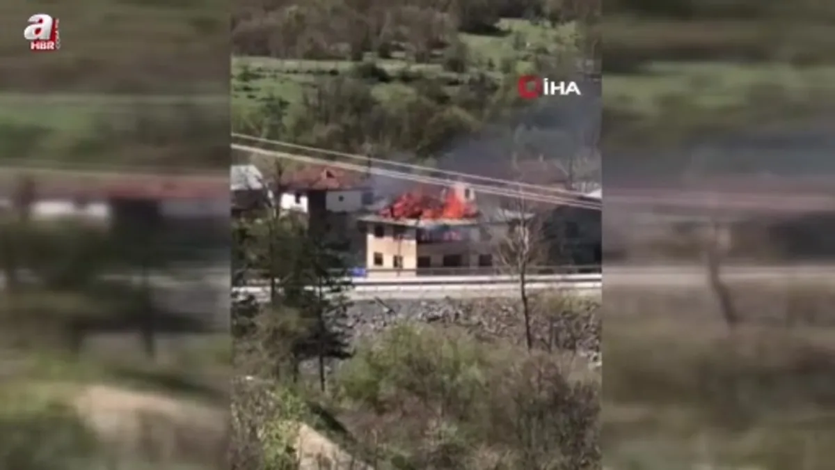 Kastamonu’da alevlere teslim olan üç katlı ev kullanılmaz hale geldi