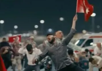 Cumhurbaşkanlığı'ndan ağlatan 15 Temmuz klibi