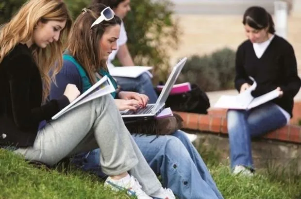 YÖK son dakika: Üniversiteler açılıyor mu? 2020-2021 üniversitelerde güz dönemi yüz yüze mi olacak? Online eğitim...