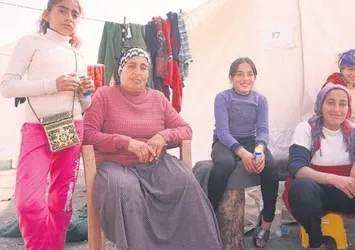 'Hatay’ı boşaltacaklar' diyenlere depremzedelerden ders gibi cevap: Asla terk etmeyiz