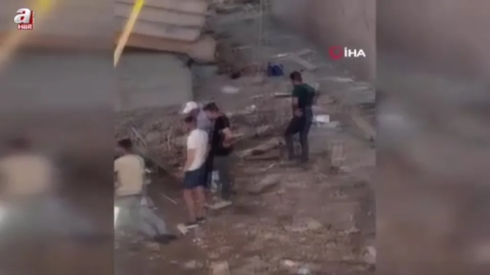 Kule vinç devrildi: 1 ölü